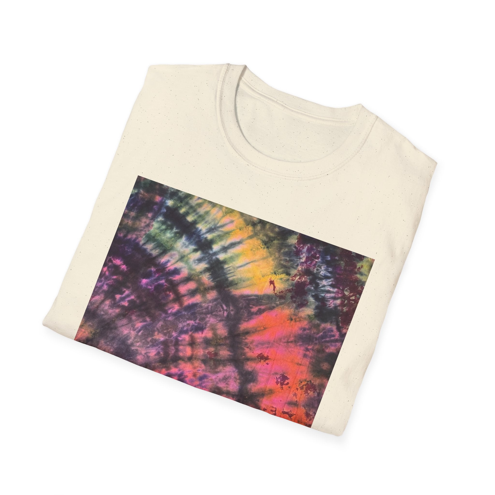 SMASH PARTY: Edgy quarter swirl vibe Tie-Dye Unisex T-Shirt - Boho Style, Summer Vibes, Festival Wear, Beach Party Outfit, Unique Gift Idea